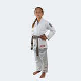 Kids BJJ GI Whit | V7 Combat Corner, Kids Jiu Jitsu GI, White Youth BJJ GI, White Kids BJJ GI, Cheap Kids GI, Kids GI with white belt, CRNR kids gi