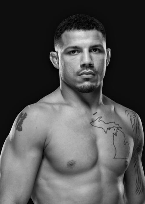 Photo of Combat Corner Pro Team Member Drakkar Klose.