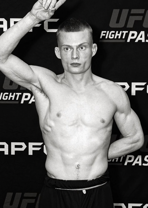 Photo of Combat Corner Pro Team Member Jeremy Stroble. 