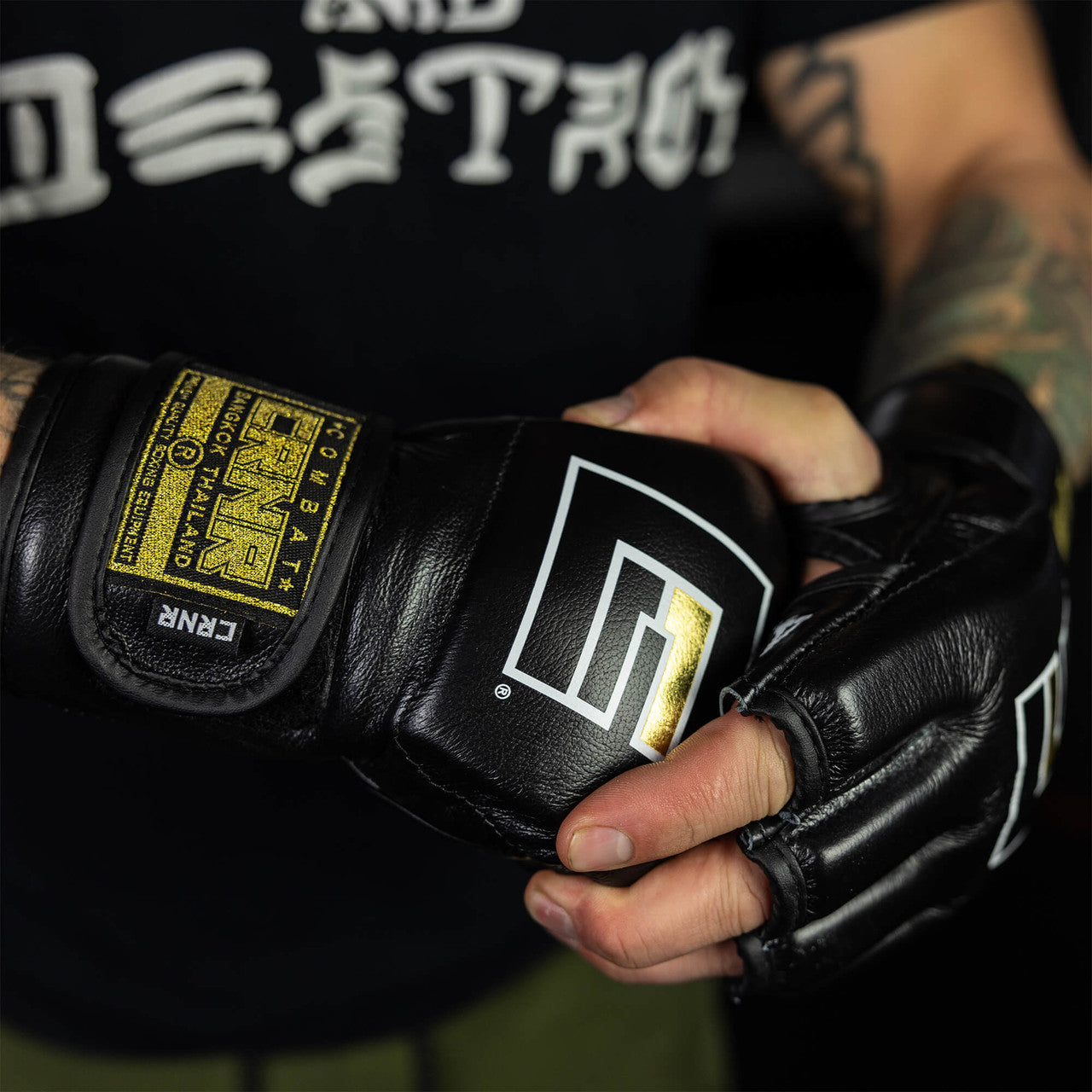 HMIT MMA Fight Gloves, MMA glove made in thailand, CRNR MMA Gloves, UFC Gloves, One FC Gloves, Fairtex grappling gloves, Fairtex mma gloves, Combat Corner MMA Gloves