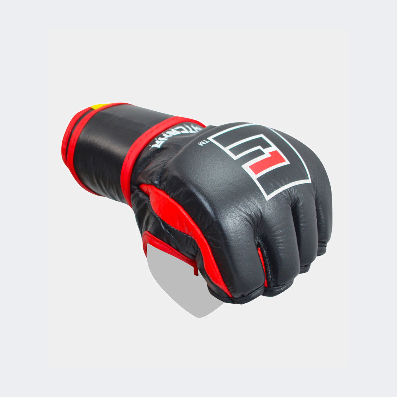 MMA Gloves, Combat Corner MMA Gloves, CRNR MMA Gloves, MMA Fight Gloves, UFC Gloves, Bellator Gloves, 4 oz. fight gloves, commission approved fight gloves