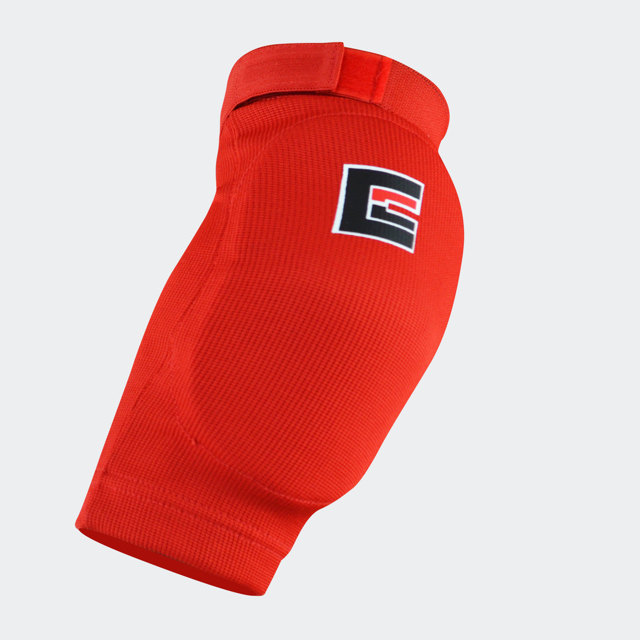 knee sleeves, mma, striking, muay thai, combat corner, padded, knee pads, elastic, red